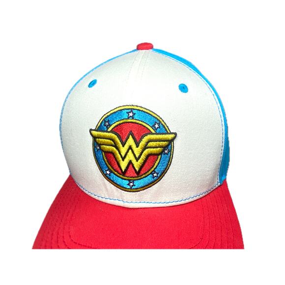 Wonder Woman Snap Back DC Comics Hat Red White Blue OSFA Embroidered Logo - Picture 2 of 6